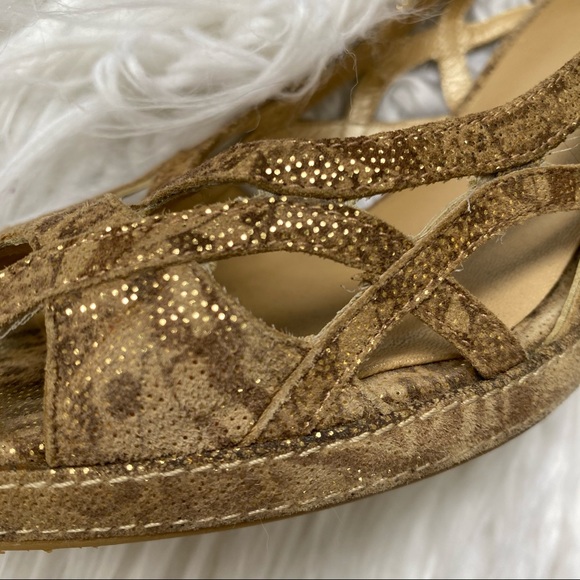 Stuart Weitzman Hurdle Peep Toe Wedge Sandal - Picture 7 of 11